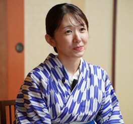 株式会社陣屋　接客主任　紺野 愛子さん