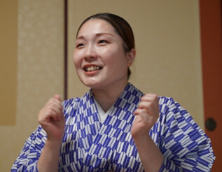 株式会社陣屋　予約・フロント主任　本田 有希子さん